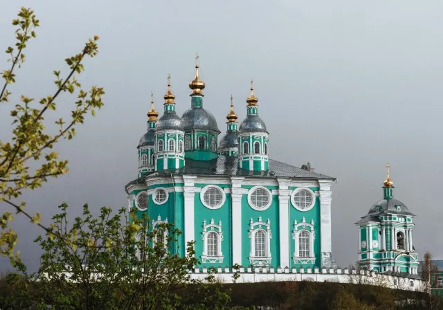 Смоленск: обзорная экскурсия по городу-герою