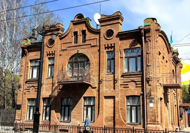 Омск Купеческий: путешествие в XIX век и дегустация аутентичных блюд