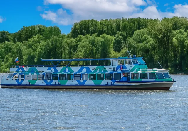 На теплоходе по Волге с экскурсией