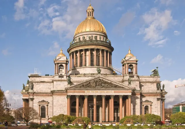 По следам богатой истории Петербурга: экскурсия по знаковым местам на автобусе