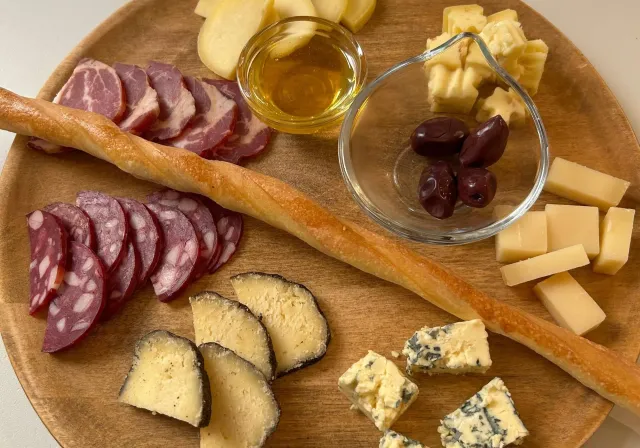 Вкусный Калининград: исторический центр и дегустация местных сыров (все включено)