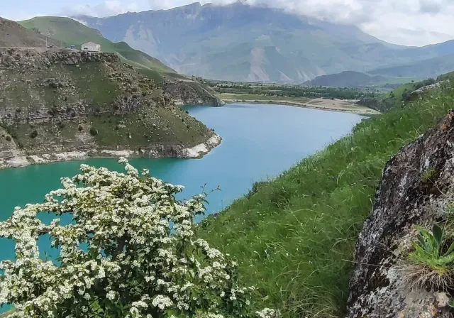 Покорить высоту 4200: экскурсия на Эльбрус в мини-группе